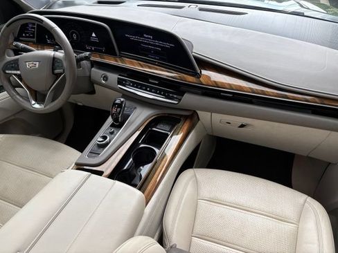 Certified 2024 Cadillac Escalade Sport Platinum w/ LPO, ONYX Package AWD/4WD image 25