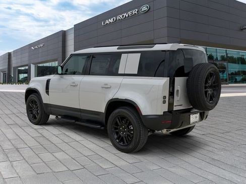 New 2026 Land Rover Defender 110 S AWD/4WD image 3
