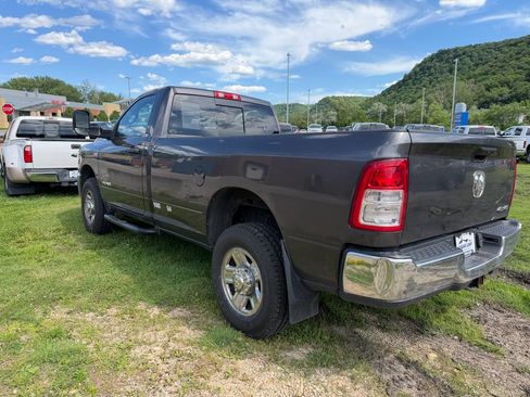 Used 2022 RAM 3500 Tradesman AWD/4WD image 3