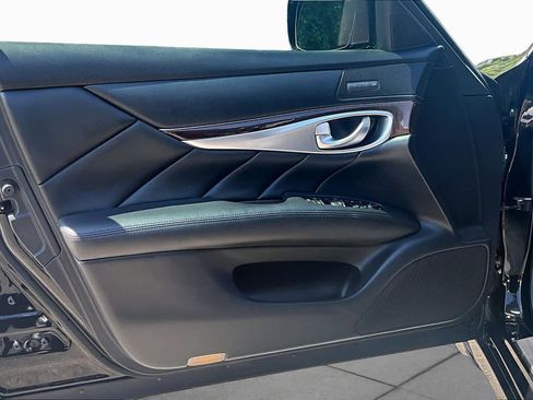 Used 2013 INFINITI M37 w/ Premium Pkg RWD image 21