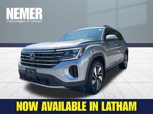 Used 2024 Volkswagen Atlas SE w/ Panoramic Sunroof Package AWD/4WD image 1