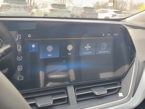 New 2026 Chevrolet Trax LT image 18