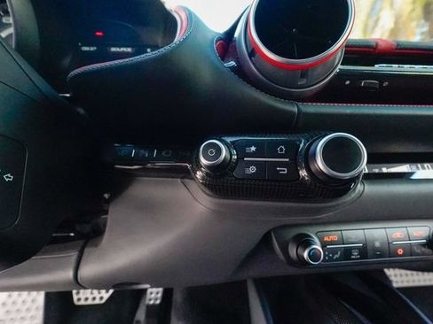 Used 2018 Ferrari 812 Superfast RWD image 63