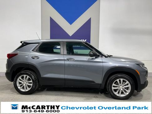 Used 2021 Chevrolet TrailBlazer LS image 4