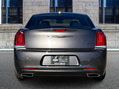 Used 2023 Chrysler 300 S image 4