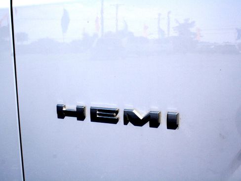 Used 2020 Dodge Challenger R/T w/ Shaker Package image 8