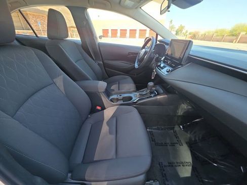 Used 2024 Toyota Corolla LE image 25