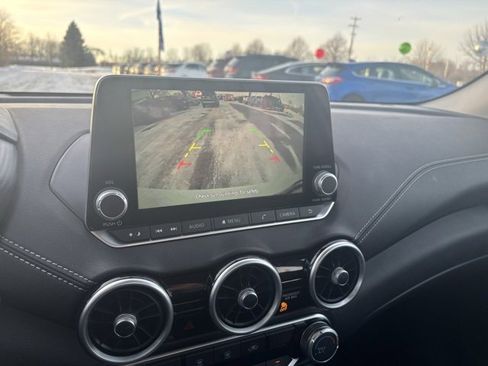 Used 2024 Nissan Sentra SV image 13