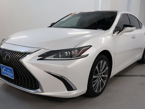 Used 2019 Lexus ES 350 w/ Premium Package FWD image 3