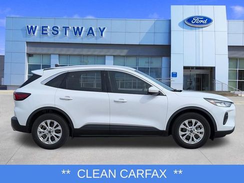 Used 2024 Ford Escape Active w/ Tech Pack #2 FWD image 2