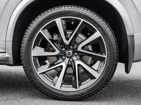 Used 2022 Volvo XC90 T6 Momentum w/ Advanced Package image 20