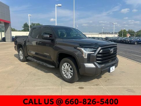Certified 2025 Toyota Tundra SR5 AWD/4WD image 4