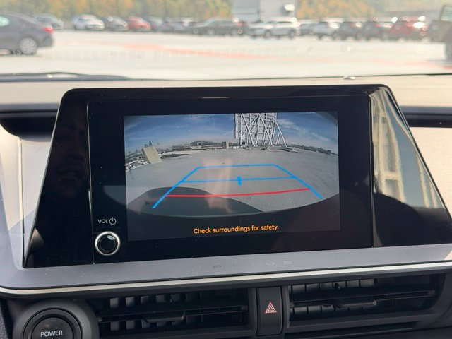 Certified 2023 Toyota Prius LE AWD/4WD image 19