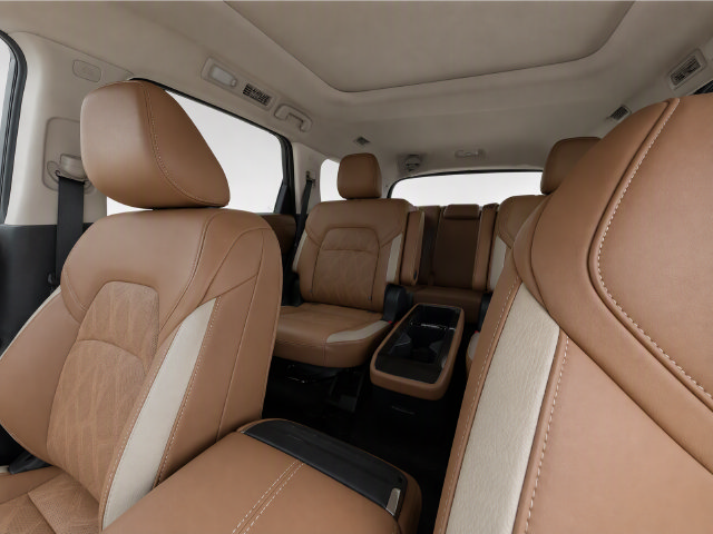Certified 2026 Nissan Pathfinder Platinum AWD/4WD image 22