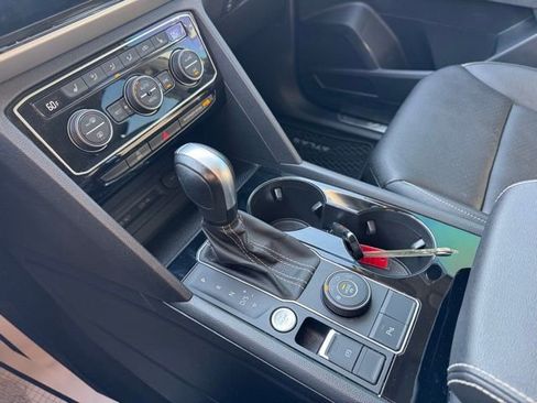 Used 2023 Volkswagen Atlas SE image 23