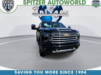 Used 2024 Chevrolet Silverado 2500 High Country w/ Z71 Off-Road Package AWD/4WD video 2