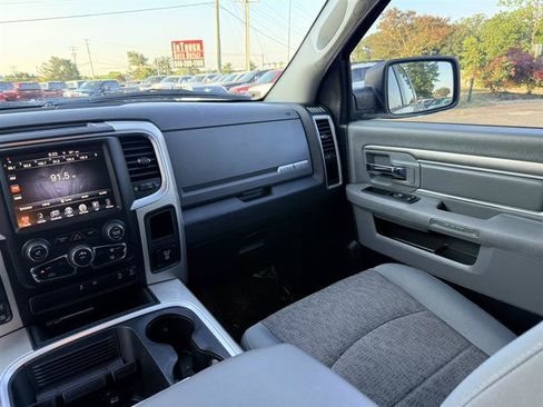 Used 2016 RAM 1500 Lone Star AWD/4WD image 22
