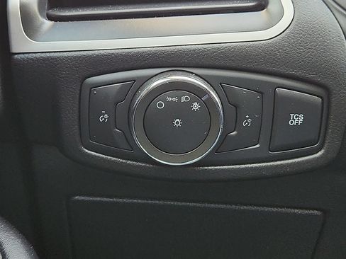 Used 2022 Ford Edge SE AWD/4WD image 15