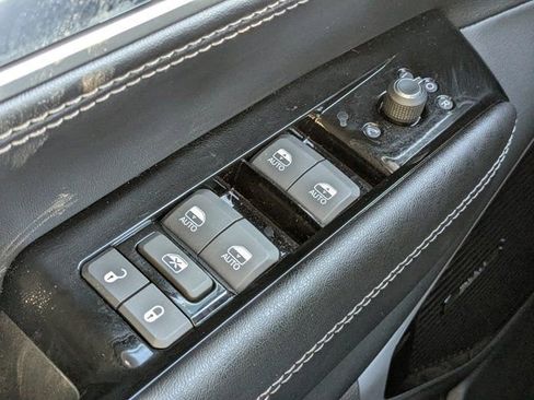 New 2026 Jeep Grand Wagoneer Limited AWD/4WD image 27