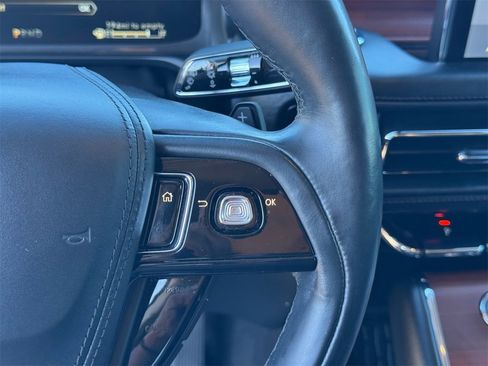 Used 2021 Lincoln Aviator Reserve w/ Elements Package Plus image 24