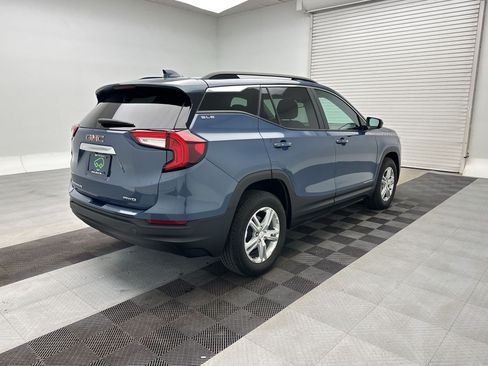 Certified 2024 GMC Terrain SLE w/ Driver Convenience Package AWD/4WD image 9