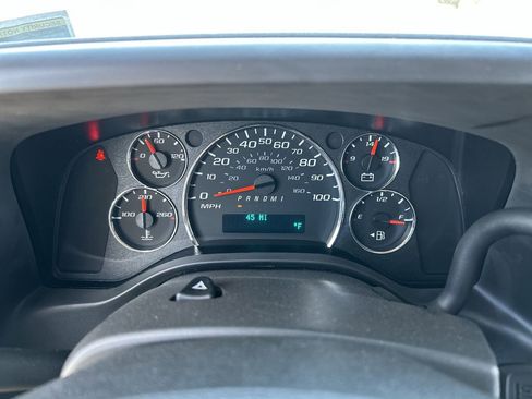 New 2025 GMC Savana 3500 w/ Power Convenience Package image 11