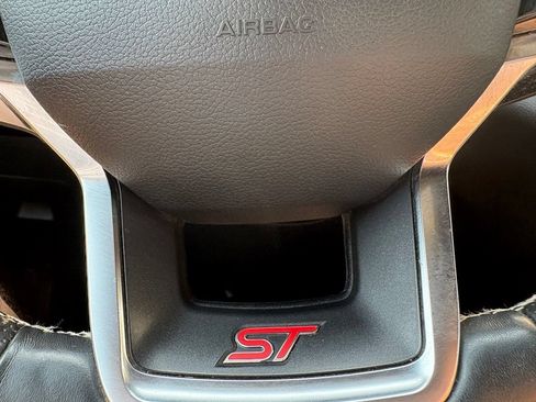 Used 2021 Ford Explorer ST w/ Equipment Group 401A AWD/4WD image 21