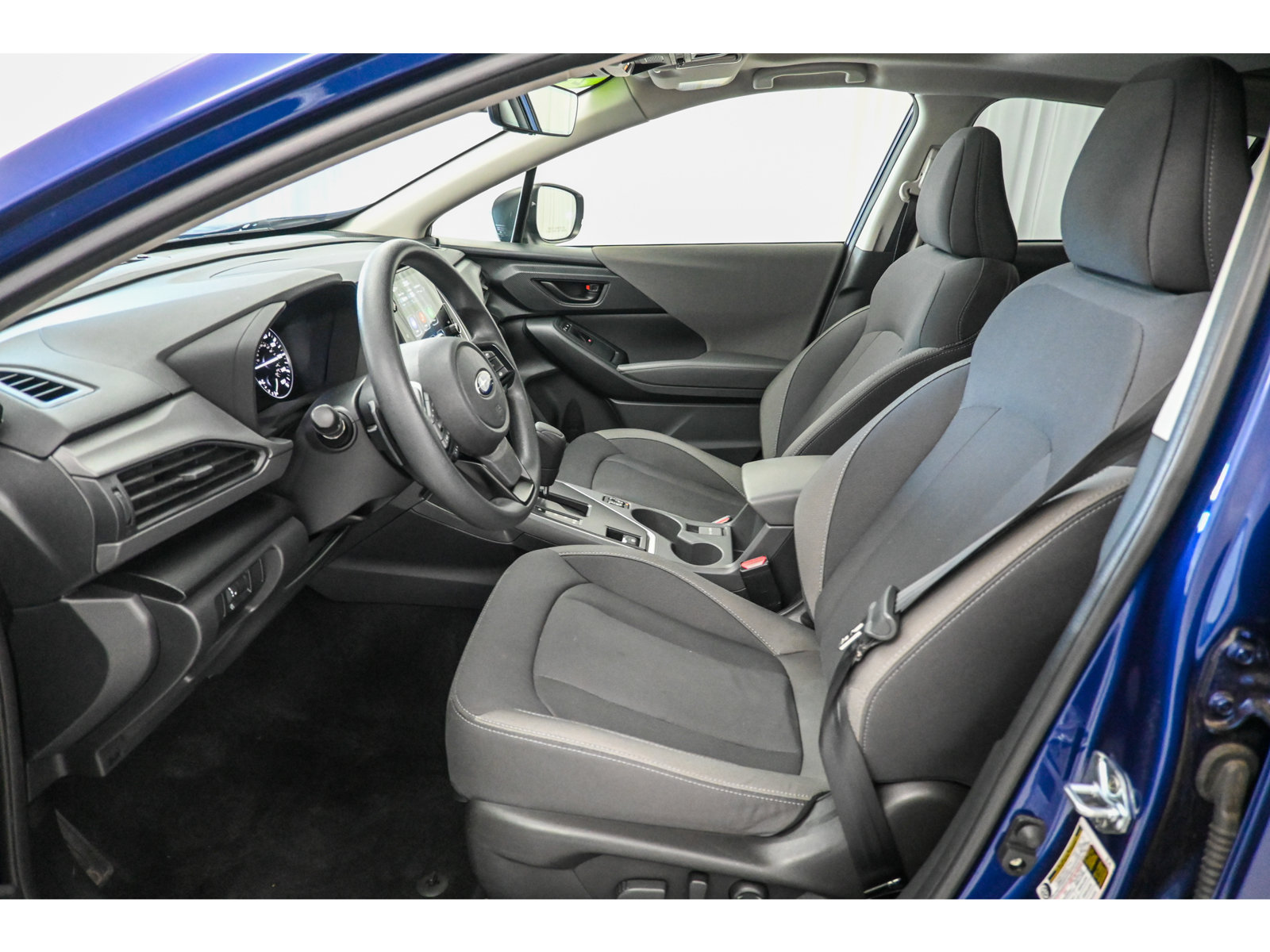 Used 2025 Subaru Crosstrek 2.5i Premium AWD/4WD image 31