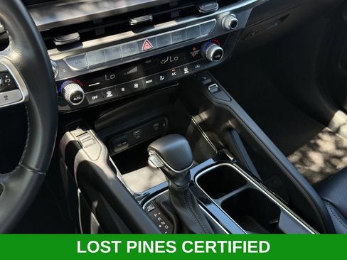 Used 2025 Kia Telluride S AWD/4WD image 17
