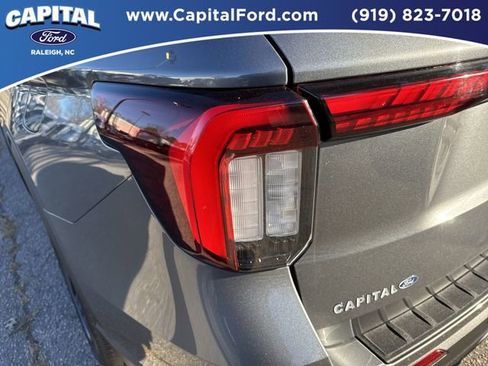 Certified 2025 Ford Explorer ST image 15