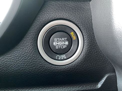 Used 2024 RAM 2500 Big Horn w/ Bed Utility Group image 9