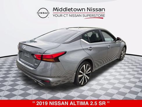 Used 2019 Nissan Altima 2.5 SR w/ SR Premium Package AWD/4WD image 3