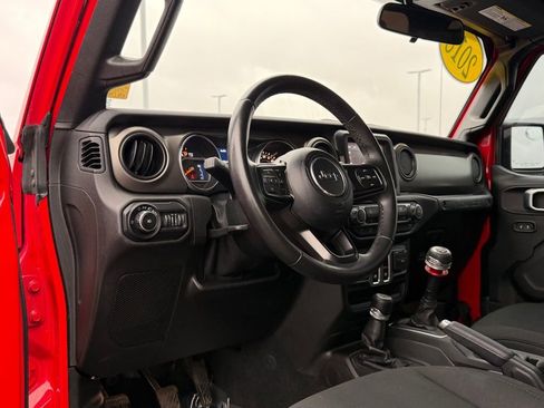 Used 2018 Jeep Wrangler Sport image 10