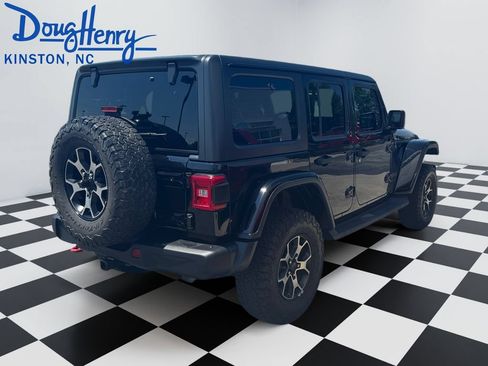 Used 2018 Jeep Wrangler Unlimited Rubicon AWD/4WD image 5