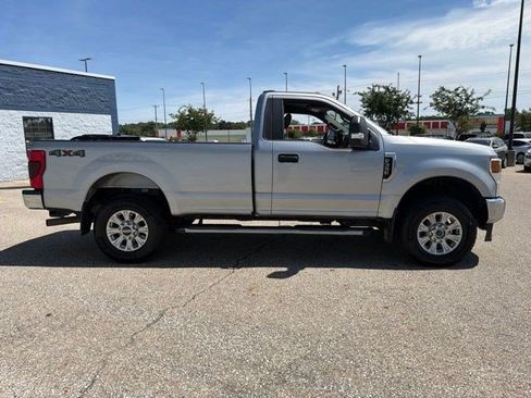 Used 2022 Ford F350 XLT w/ XLT Value Package AWD/4WD image 6