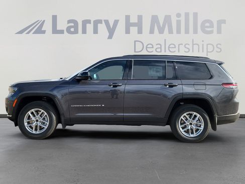 New 2026 Jeep Grand Cherokee L Laredo w/ Trailer Tow Package AWD/4WD image 3