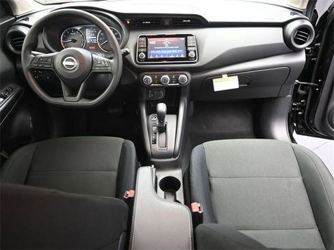 Used 2025 Nissan Kicks Play S image 26