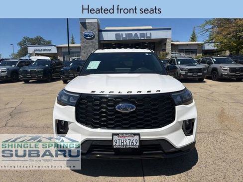 Used 2025 Ford Explorer ST-Line w/ ST-Line Street Pack AWD/4WD image 9
