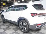 New 2025 Volkswagen Taos SE image 6