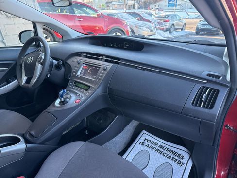 Used 2015 Toyota Prius Three image 24