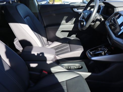 Used 2024 Audi Q4 e-tron Premium Plus w/ Premium Plus image 13