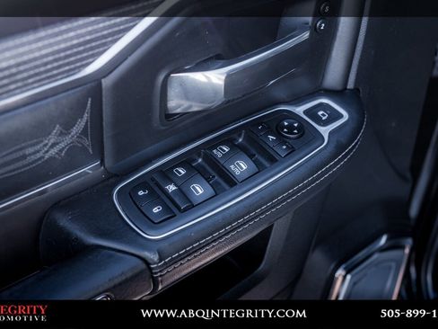 Used 2020 RAM 3500 Limited image 11