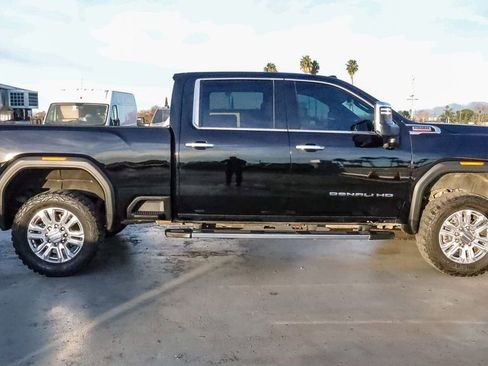 Used 2023 GMC Sierra 2500 Denali image 12