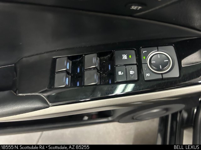Used 2020 Lexus IS 300 w/ Premium Package RWD image 21