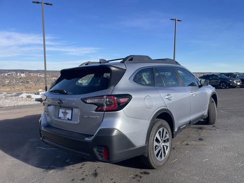 Certified 2020 Subaru Outback image 7
