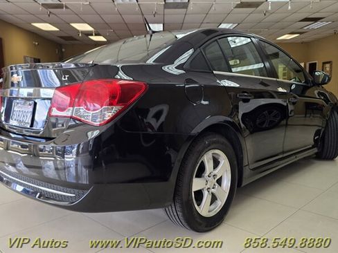 Used 2012 Chevrolet Cruze LT w/ RS Package FWD image 4