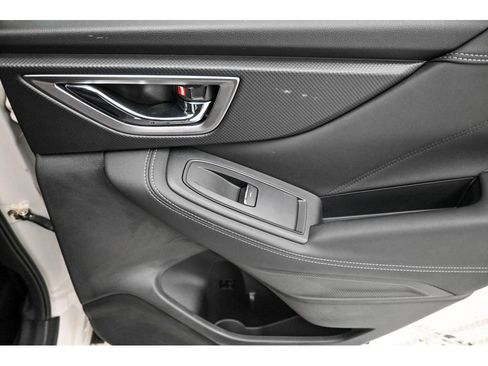 Used 2022 Subaru Forester Touring image 19