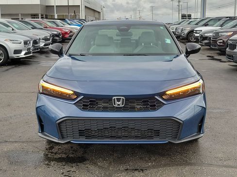 Used 2025 Honda Civic Sport image 2