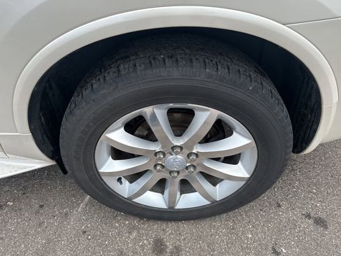 Used 2014 Buick Enclave Premium image 11