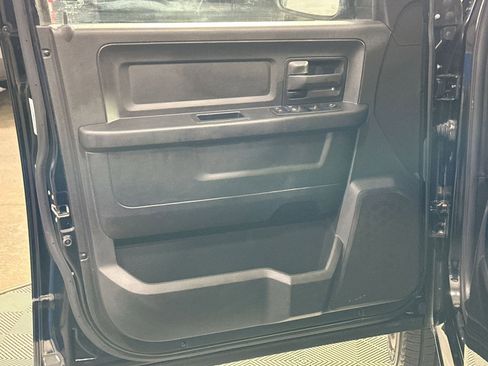 Used 2015 RAM 1500 Express image 15
